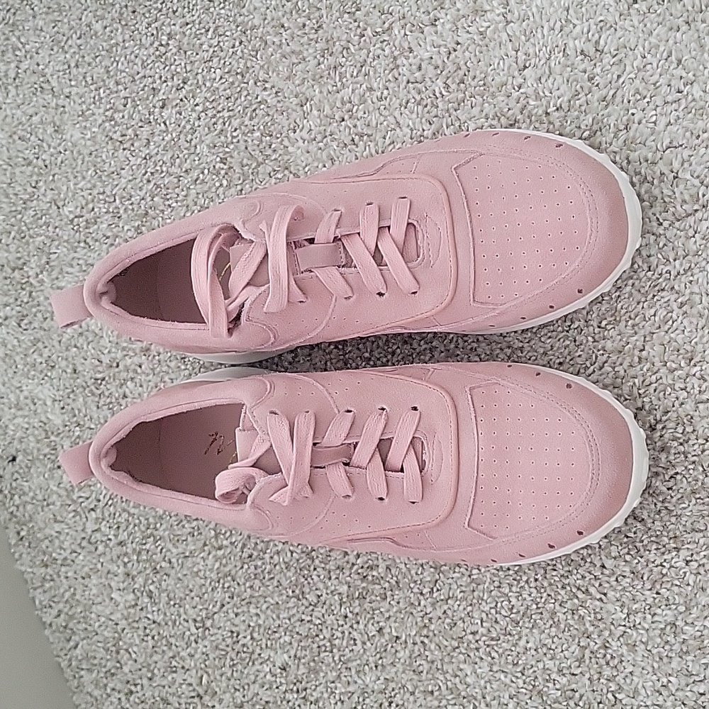 BRAND NEW Pink suede sneakers